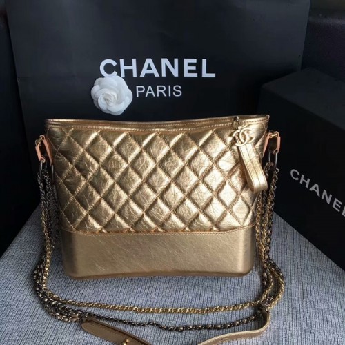 Geantă de umăr Chanel Gabrielle, piele de vițel originală A93842 aurie