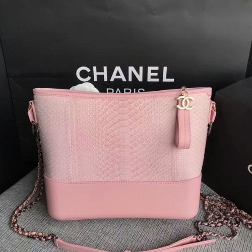 Geantă de umăr Chanel Gabrielle din piele de piton originală A93842 roz