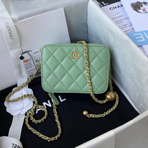 Geantă foto Chanel din piele de miel AS2463 verde