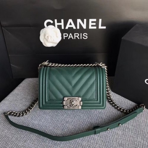 Geantă de umăr Chanel Le Boy Flap, piele originală Caviar P67085, cataramă argintie verde-negru