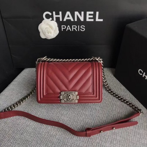 Geantă de umăr Chanel Le Boy Flap, piele originală Caviar P67085, cataramă argintie roșu intens