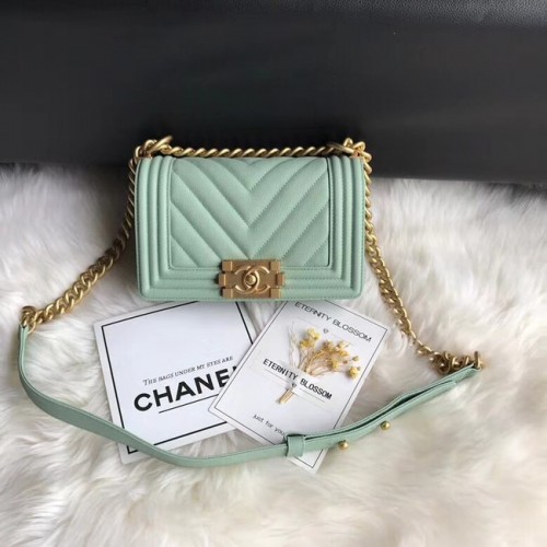Geantă de umăr Chanel Leboy Original Caviar din piele A67085 Lanț auriu verde deschis