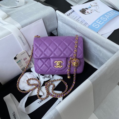 Geantă Chanel MINI cu clapă, piele de oaie originală AS1786 violet