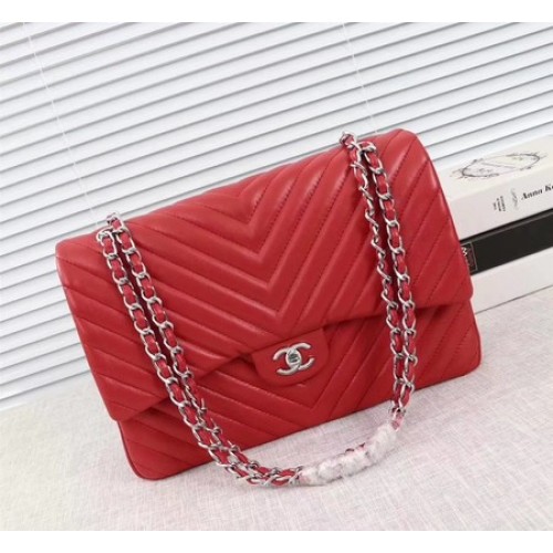 Geantă Chanel Maxi Classic cu clapă, piele de oaie cu model chevron roșu A58601 argintiu