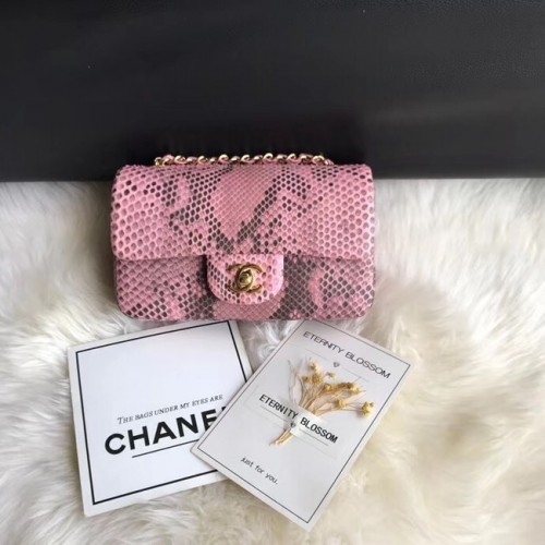 Geantă Chanel Mini Flap Python din metal auriu A69900 roz