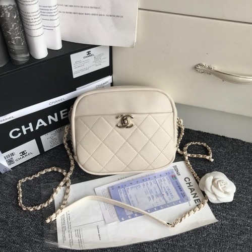 Husă foto Chanel originală din piele de vițel AS0137 albă