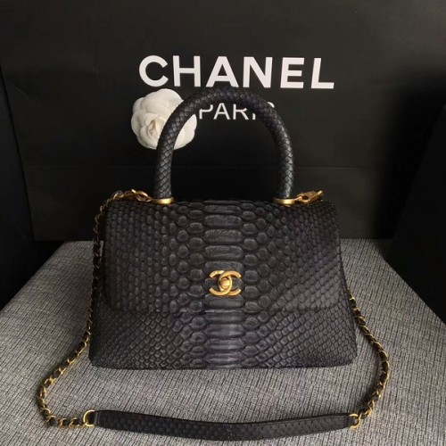 Geantă Chanel Original din piele de piton 8119E