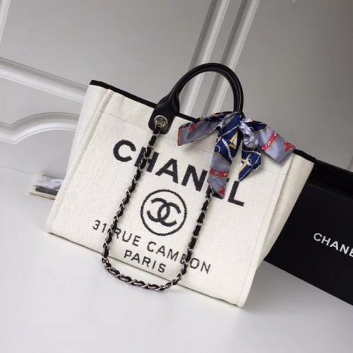 Geantă de cumpărături Chanel Original Tote din pânză, piele de vițel, metal argintiu 92298, alb