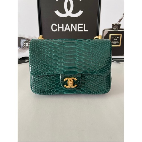 Chanel PUNGĂ MICĂ CU CLAPETĂ Șarpe-Metal Auriu AS3214 verde