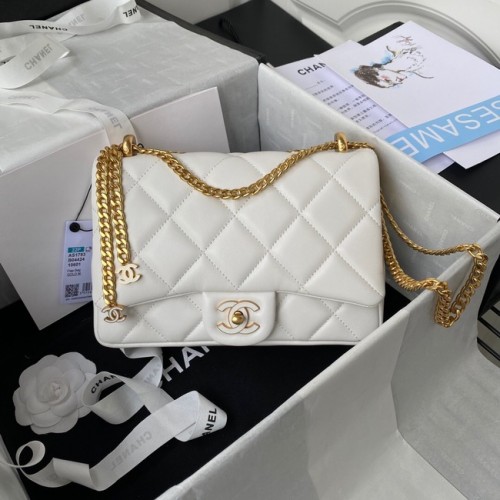 Chanel PUNGĂ MICĂ DIN PIELE DE MIEL FLAP AS1793 albă