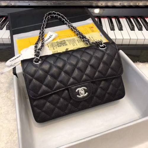 Geantă Chanel Classic mică, piele de vițel granulată, metal argintiu A01113 negru