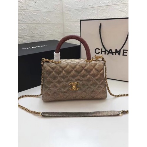 Geantă Chanel mică cu clapă și mâner superior roșu A92990 auriu
