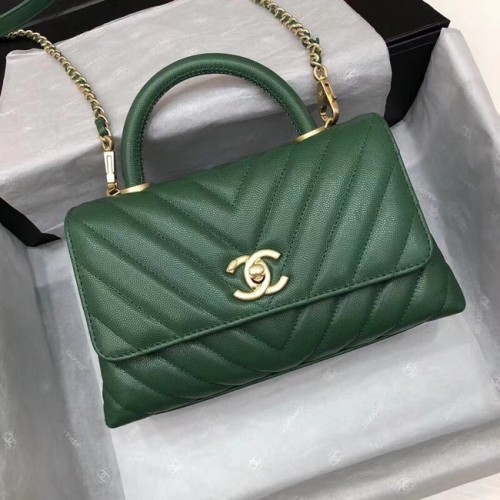 Geantă Chanel mică cu clapă și mâner superior A92990 verde