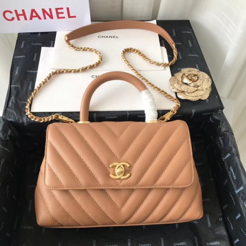 Geantă mică Chanel Flap cu mâner superior V92990 roz deschis, metal auriu