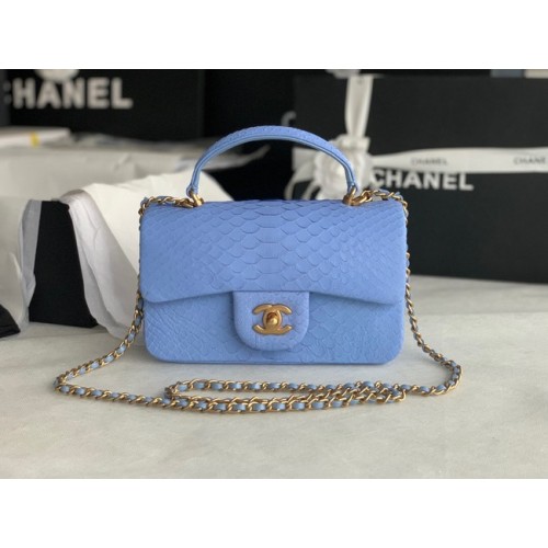 Geantă Chanel mini cu clapă din piele de șarpe și mâner superior AS2431 albastră