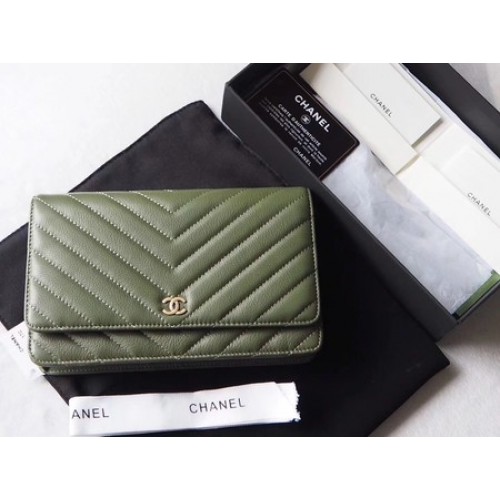 Geantă Chanel V mini cu clapă, din piele de oaie Chevron A33814V Verde