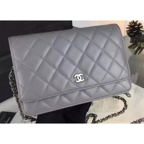 Geantă Chanel WOC mini cu clapă gri din piele de oaie A5373 argintie