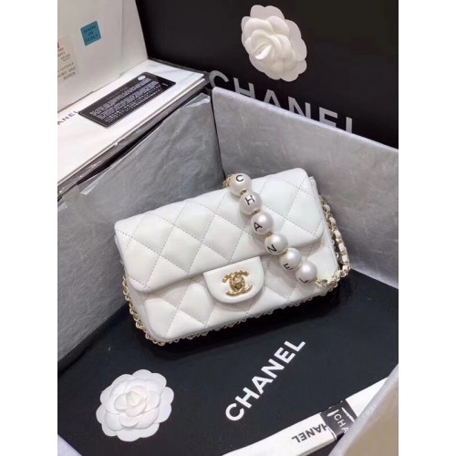 Geantă Chanel cu clapă și perle artificiale AS1436 albă