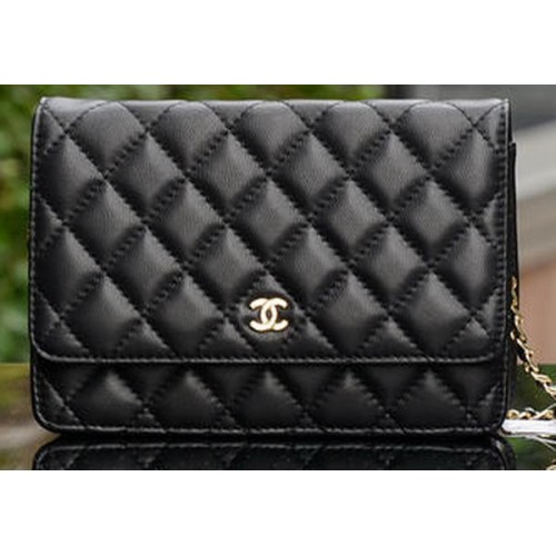 Geantă Chanel mini cu clapă din piele neagră din piele de oaie A33814 aurie
