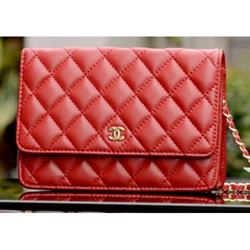 Geantă Chanel mini cu clapă, piele de oaie roșie A33814 aurie