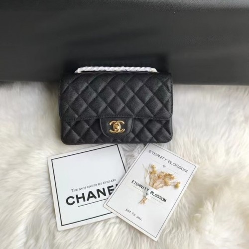 Geantă Chanel mini cu clapă Piele de vițel granulată și metal auriu A1116 neagră