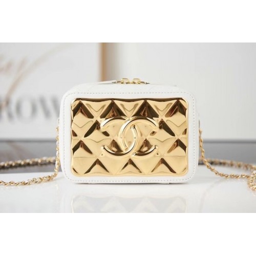 Geantă de umăr Chanel mini din piele AP2393 albă