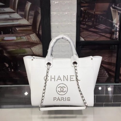 Geantă Chanel originală din piele de vițel 78900 albă