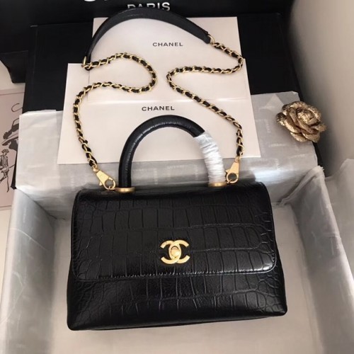 Geantă Chanel originală din piele de vițel cu clapă, mâner superior A92290, metal negru și auriu
