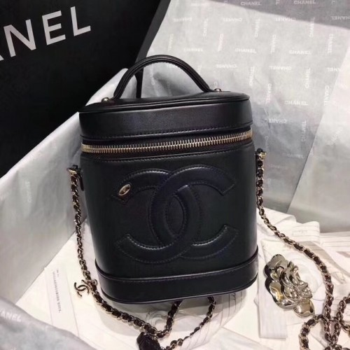 Trusă de toaletă Chanel din piele de miel, metal auriu AS0323 neagră