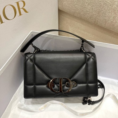 PUNGĂ DIOR 30 MONTAIGNE CU CUREA DE UMĂR ȘI MÂNER S32698 NEGRU