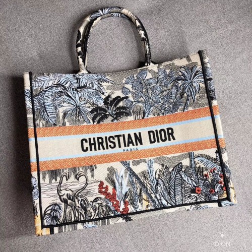 GEANTĂ DIOR BOOK TOTE DIN PÂNZĂ BRODATĂ C1286 Gri Deschis