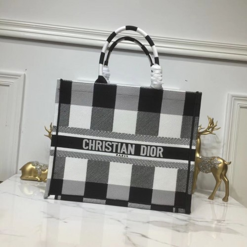 GEANTĂ DIOR BOOK TOTE DIN PÂNZĂ BRODATĂ C1286 Pătrat