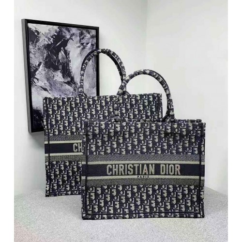GEANTĂ DIOR BOOK TOTE DIN PÂNZĂ BRODATĂ C1287 albastru închis