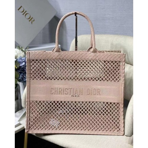 DIOR BOOK TOTE Plasă neagră cu broderie M1286ZW roz deschis