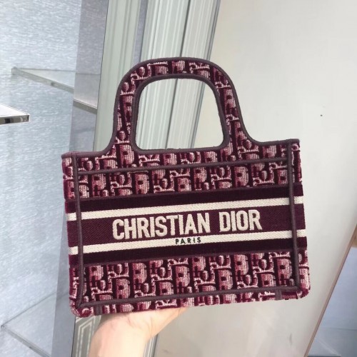 Geantă DIOR BOOK TOTE din catifea brodată Dior Oblique vișinie M1286Z