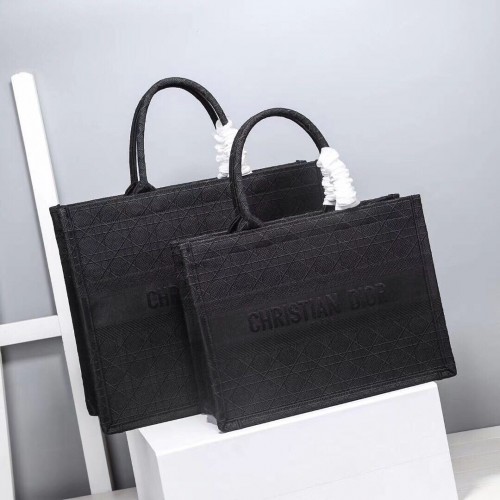 GEANTĂ DIOR BOOK TOTE DIN PÂNĂ BRODATĂ C1287-19