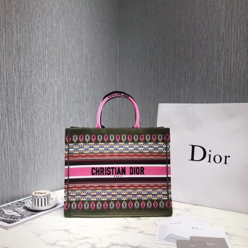 GEANTĂ DIOR BOOK TOTE CU BRODERE DIN PÂNĂ M1287-5