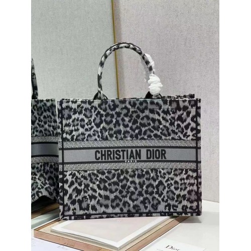 DIOR BOOK TOTE Broderie M1297ZR-20 Imprimeu leopard negru