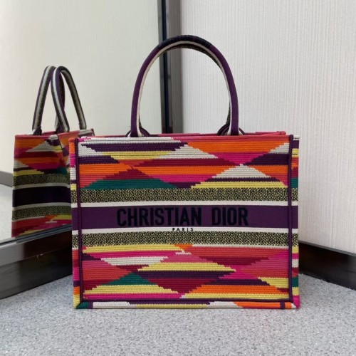 DIOR BOOK TOTE Broderie cu dungi D multicolore M1287Z