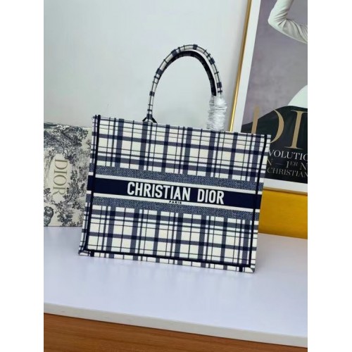 DIOR BOOK TOTE Broderie multicoloră M1297ZR-11