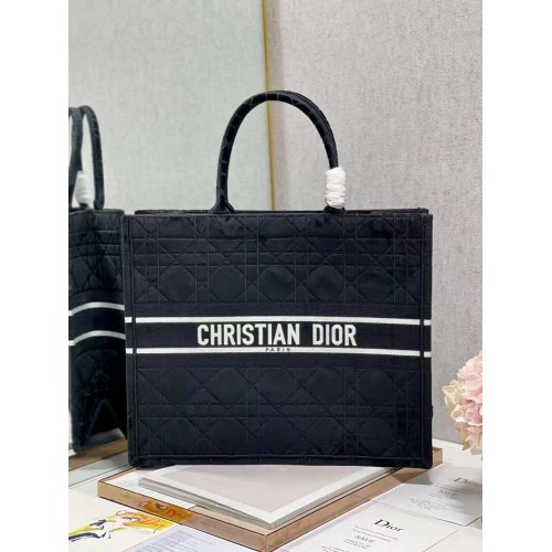 DIOR BOOK TOTE Catifea C1286-5 alb