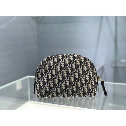 POȘETĂ DIOR CARO BEAUTY C5610