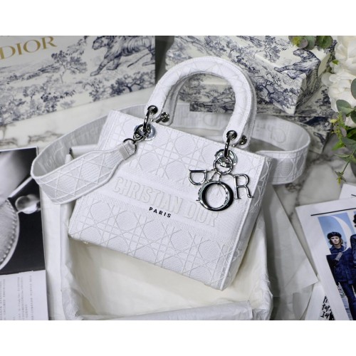 Geantă DIOR medie D-LITE pentru femei, denim, albă, broderie Cannage M0565OREY