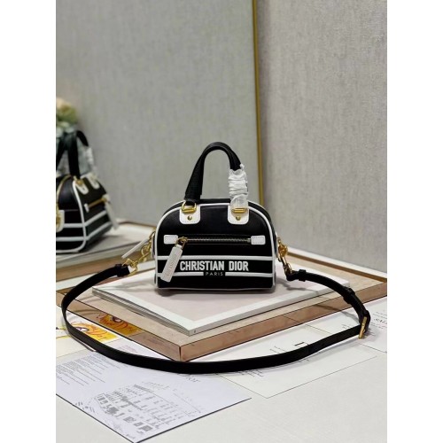 Geantă mică din piele DIOR C9201 neagră