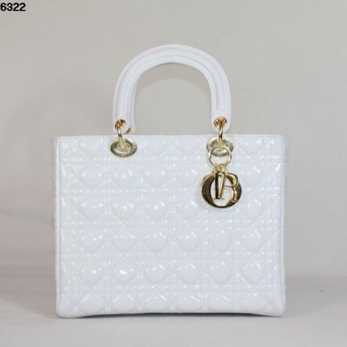 Geantă Christian Lady Dior din piele albă lăcuită 6322 aurie