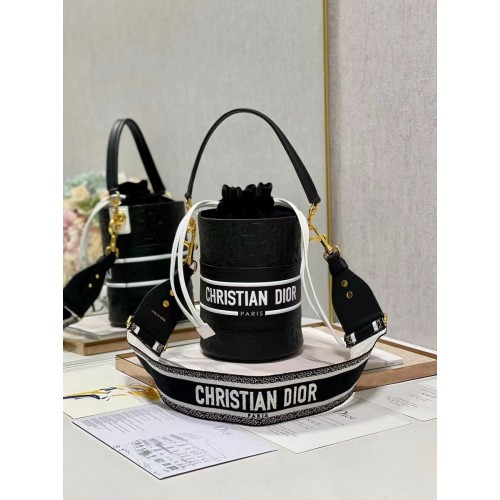 Geantă Dior Bubble Maple Leaf din piele de vițel cu relief C9300 neagră