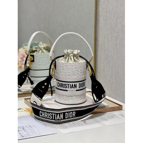 Geantă Dior Bubble Maple Leaf din piele de vițel cu relief C9300 albă