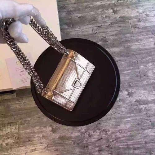 Geantă Dior Diorama din piele originală CD13S aurie