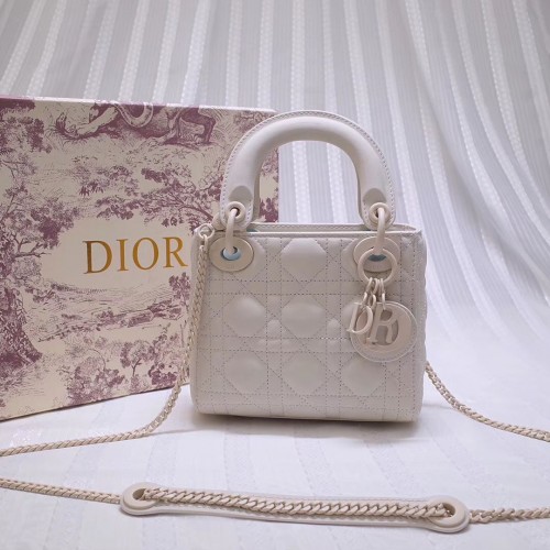Dior MINI LADY DIOR GEANTĂ DIN PIELE DE VIȚEL M0505 Alb