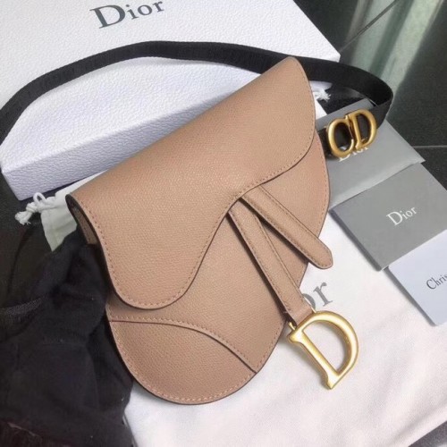 Dior GEANTĂ SADDLE-CLUTCH VAN KALFSLEER S5632C roz